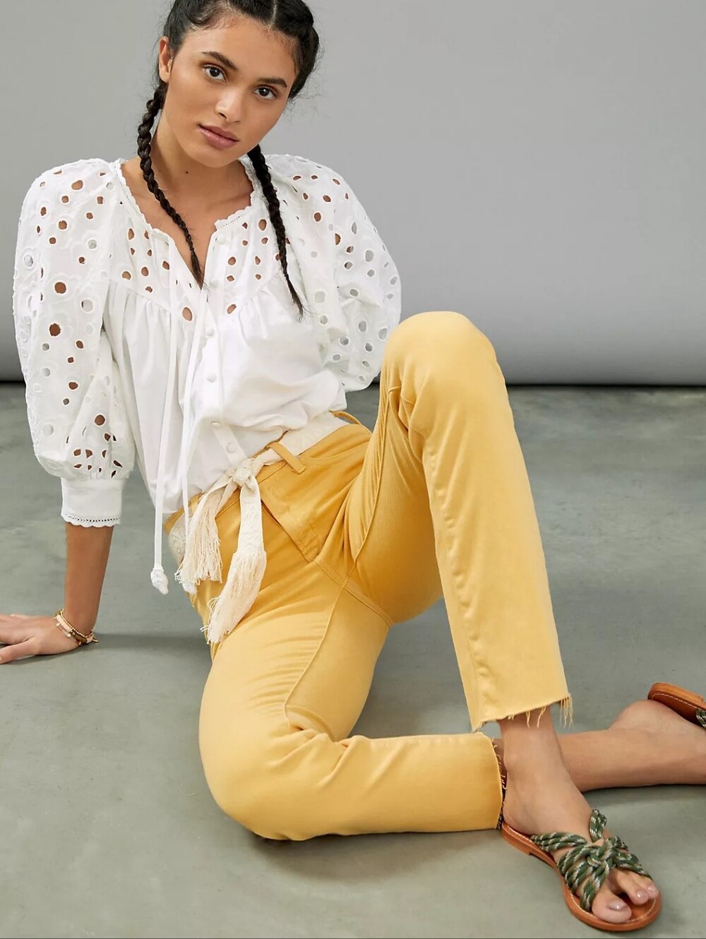 EDWIN Bree High-Rise Slim Straight Jeans Mellow Yellow Size 30 Raw Hem